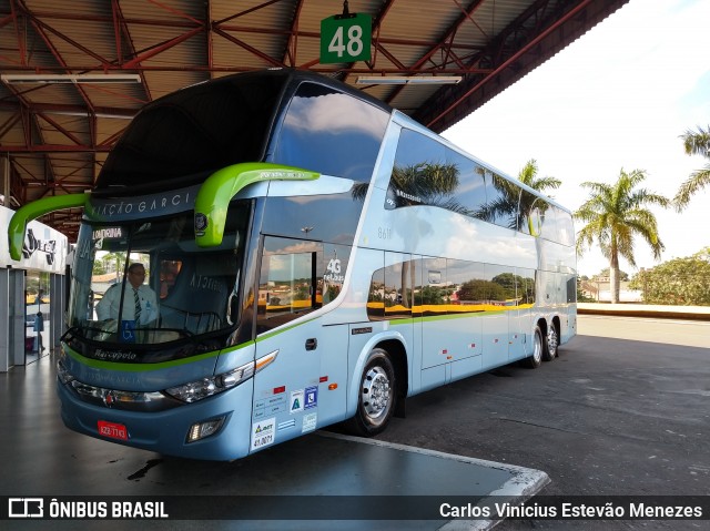 Viação Garcia 8611 na cidade de Londrina, Paraná, Brasil, por Carlos Vinicius Estevão Menezes. ID da foto: 6425910.