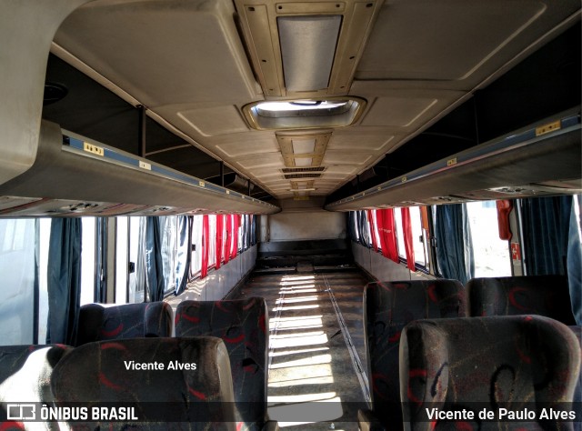 Ônibus Particulares 1200 na cidade de Santo Antônio do Monte, Minas Gerais, Brasil, por Vicente de Paulo Alves. Número da foto: #7107076.