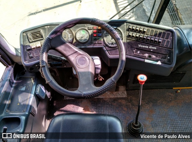 Ônibus Particulares 1200 na cidade de Santo Antônio do Monte, Minas Gerais, Brasil, por Vicente de Paulo Alves. Número da foto: #7107069.