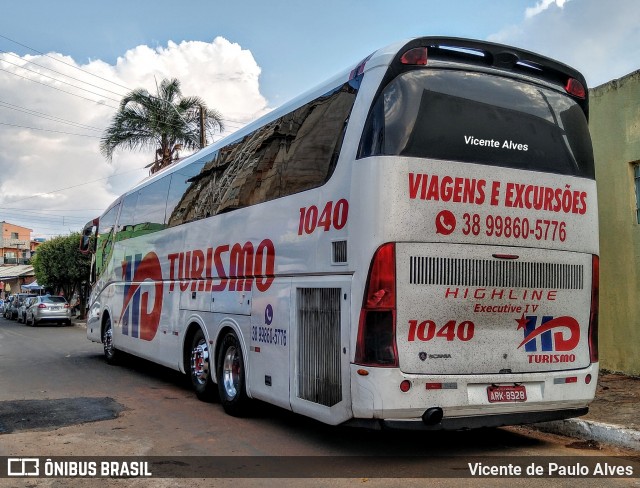 HD Tour Viagens e Excursões 1040 na cidade de Trindade, Goiás, Brasil, por Vicente de Paulo Alves. ID da foto: 7107121.