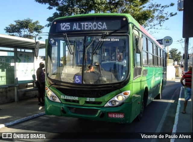 Saritur - Santa Rita Transporte Urbano e Rodoviário 215 na cidade de Ribeirão das Neves, Minas Gerais, Brasil, por Vicente de Paulo Alves. ID da foto: 7134968.