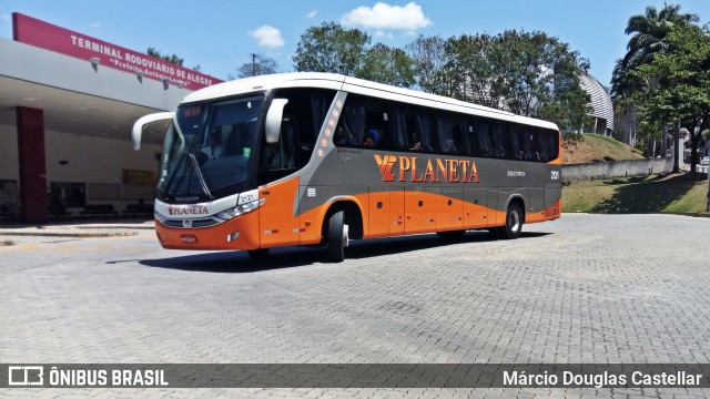 Planeta Transportes Rodoviários 2121 na cidade de Alegre, Espírito Santo, Brasil, por Márcio Douglas Castellar. ID da foto: 7133575.