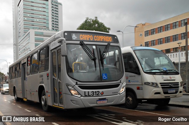 Araucária Transportes Coletivos LL312 na cidade de Curitiba, Paraná, Brasil, por Roger Coelho. ID da foto: 7134966.