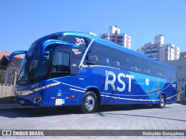 RST Turismo 3020 na cidade de Blumenau, Santa Catarina, Brasil, por Reinaldo Gonçalves. ID da foto: 7137831.