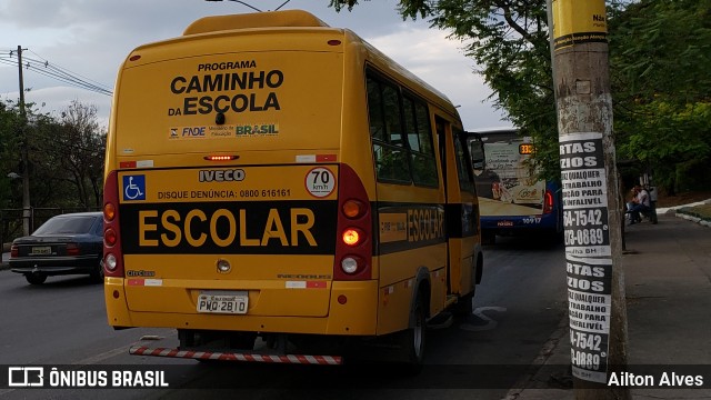 Escolares 2810 na cidade de Belo Horizonte, Minas Gerais, Brasil, por Ailton Alves. ID da foto: 7136048.