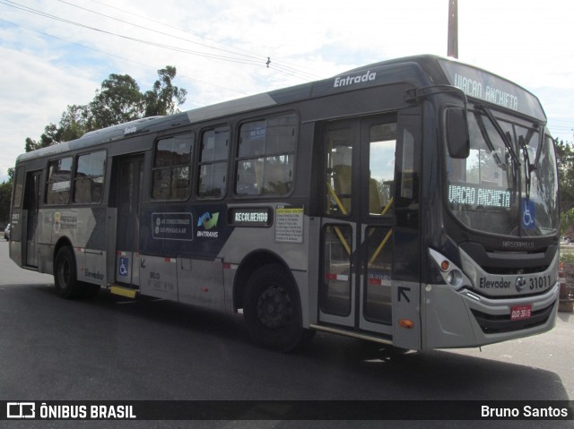 Via BH Coletivos 31011 na cidade de Belo Horizonte, Minas Gerais, Brasil, por Bruno Santos. ID da foto: 7137007.