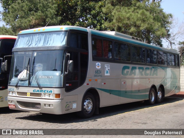 Viação Garcia 6824 na cidade de São Paulo, São Paulo, Brasil, por Douglas Paternezi. Número da foto: #7140443.