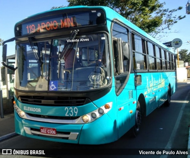 Saritur - Santa Rita Transporte Urbano e Rodoviário 239 na cidade de Ribeirão das Neves, Minas Gerais, Brasil, por Vicente de Paulo Alves. ID da foto: 7141779.