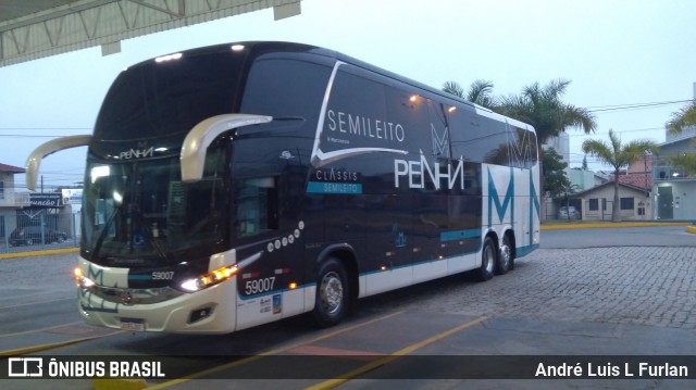 Empresa de Ônibus Nossa Senhora da Penha 59007 na cidade de Balneário Camboriú, Santa Catarina, Brasil, por André Luis L Furlan. Número da foto: #7140635.