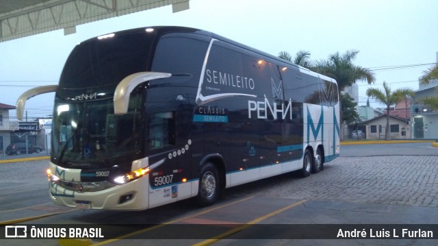 Empresa de Ônibus Nossa Senhora da Penha 59007 na cidade de Balneário Camboriú, Santa Catarina, Brasil, por André Luis L Furlan. ID da foto: 7140635.