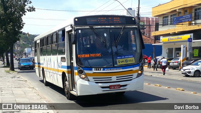 Trevo Transportes Coletivos 1083 na cidade de Porto Alegre, Rio Grande do Sul, Brasil, por Davi Borba. ID da foto: 7139497.