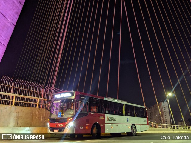 Transwolff Transportes e Turismo 7 8364 na cidade de São Paulo, São Paulo, Brasil, por Caio  Takeda. Número da foto: #7139644.