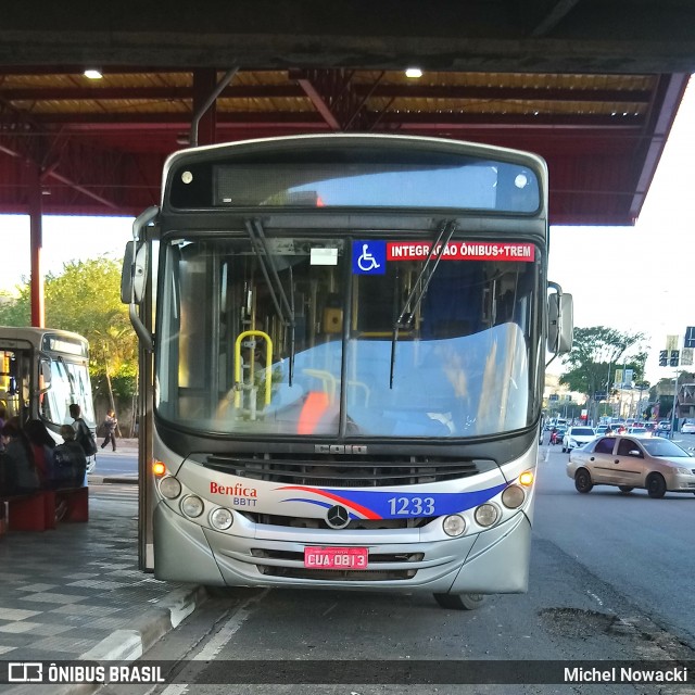 BBTT - Benfica Barueri Transporte e Turismo 1233 na cidade de Itapevi, São Paulo, Brasil, por Michel Nowacki. ID da foto: 7139712.