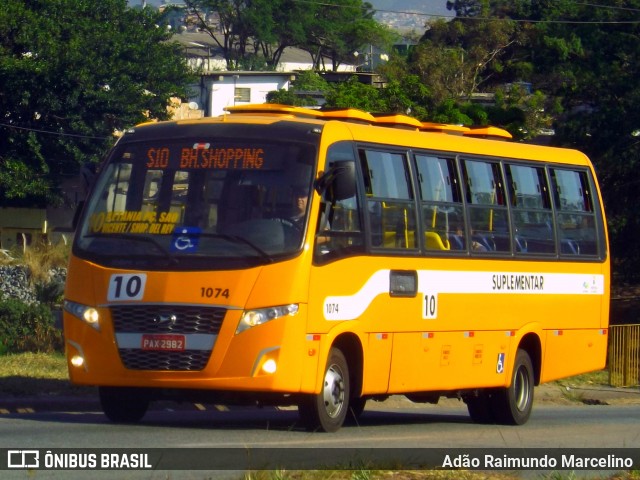 Transporte Suplementar de Belo Horizonte 1074 na cidade de Belo Horizonte, Minas Gerais, Brasil, por Adão Raimundo Marcelino. ID da foto: 7145263.