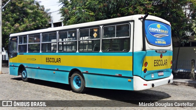 Escolares 718 na cidade de Alegre, Espírito Santo, Brasil, por Márcio Douglas Castellar. ID da foto: 7144819.