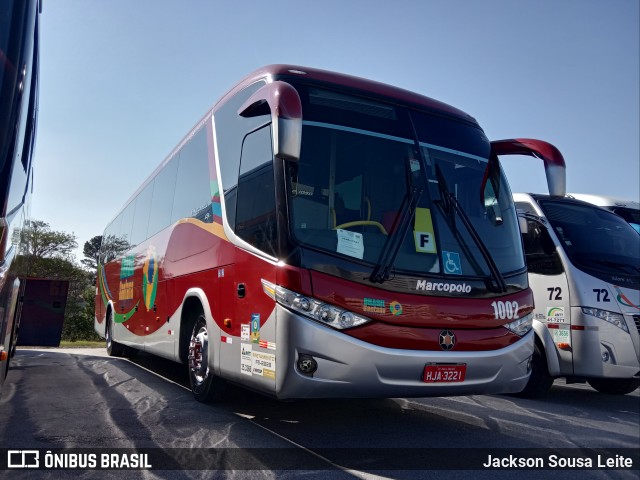 Brasil Santana Transportes 1002 na cidade de São Paulo, São Paulo, Brasil, por Jackson Sousa Leite. Número da foto: #7150703.
