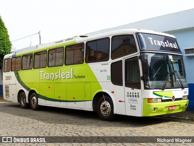 Transleal Transporte e Turismo 2001 na cidade de Porciúncula, Rio de Janeiro, Brasil, por Richard Wagner. ID da foto: 7152698.