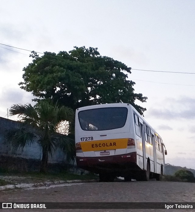 Expresso DZ SET 17278 na cidade de Ilhéus, Bahia, Brasil, por Igor Teixeira. Número da foto: #7151440.