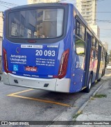 Auto Viação Urubupungá 20.093 na cidade de São Paulo, São Paulo, Brasil, por Douglas Eduardo Fiore. Número da foto: #:id.
