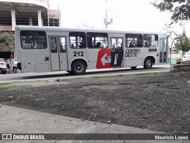 Viação Centro Oeste 212 na cidade de Santiago, Rio Grande do Sul, Brasil, por Mauricio Lopes. Número da foto: #7156973.