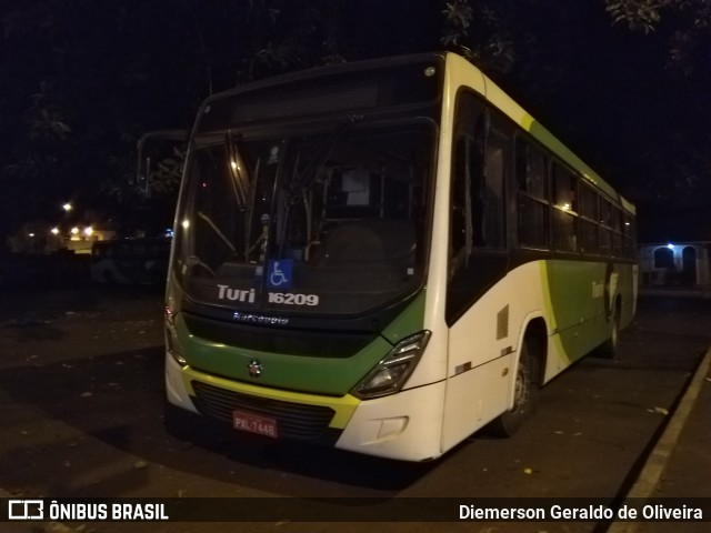 Turi Transportes - Sete Lagoas 16209 na cidade de Sete Lagoas, Minas Gerais, Brasil, por Diemerson Geraldo de Oliveira. ID da foto: 7156960.