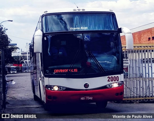 Viação São Cristóvão 2000 na cidade de Divinópolis, Minas Gerais, Brasil, por Vicente de Paulo Alves. Número da foto: #7157781.