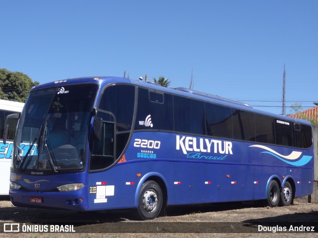 Kellytur 2200 na cidade de Trindade, Goiás, Brasil, por Douglas Andrez. Número da foto: #7158401.