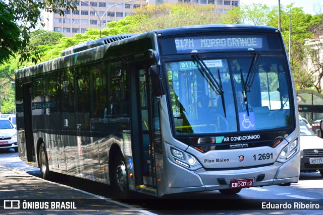 Viação Gato Preto 1 2691 na cidade de São Paulo, São Paulo, Brasil, por Eduardo Ribeiro. Número da foto: #7157228.