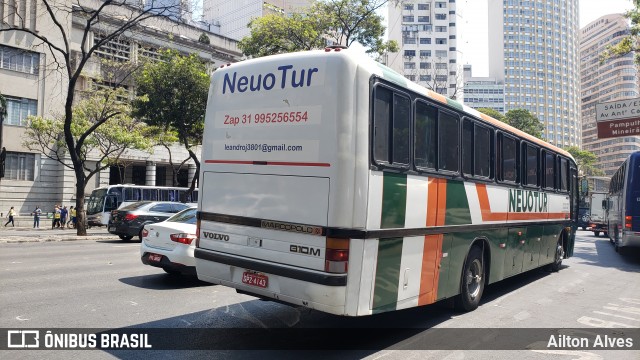 Neuo Tur 4143 na cidade de Belo Horizonte, Minas Gerais, Brasil, por Ailton Alves. ID da foto: 7157034.