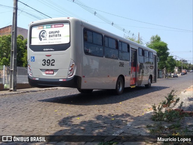 Viação Centro Oeste 392 na cidade de Santiago, Rio Grande do Sul, Brasil, por Mauricio Lopes. Número da foto: #7108883.