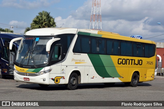 Empresa Gontijo de Transportes 7025 na cidade de Feira de Santana, Bahia, Brasil, por Flavio Rodrigues Silva. ID da foto: 7110906.