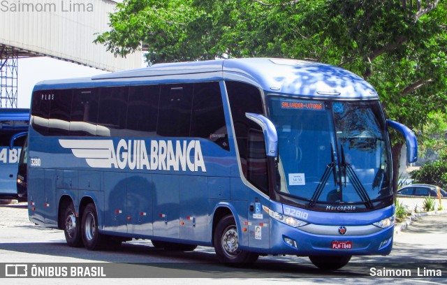 Viação Águia Branca 32810 na cidade de Vitória, Espírito Santo, Brasil, por Saimom  Lima. ID da foto: 7110086.