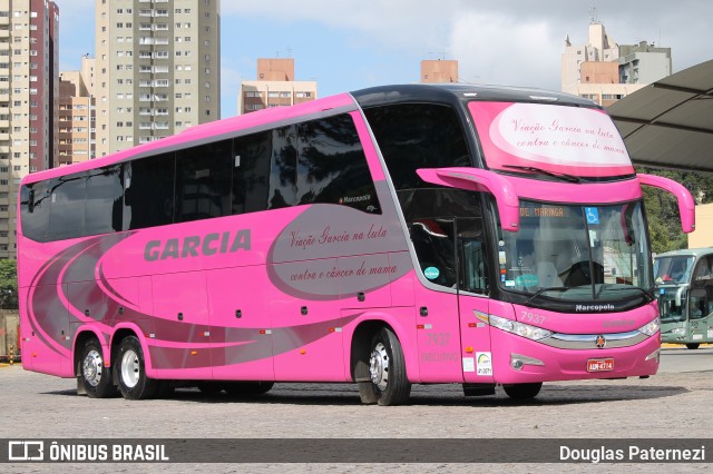 Viação Garcia 7937 na cidade de Curitiba, Paraná, Brasil, por Douglas Paternezi. Número da foto: #7109463.