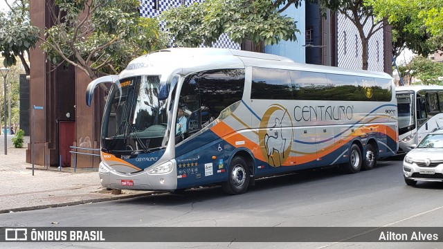 Centauro Turismo 9000 na cidade de Belo Horizonte, Minas Gerais, Brasil, por Ailton Alves. ID da foto: 7108646.