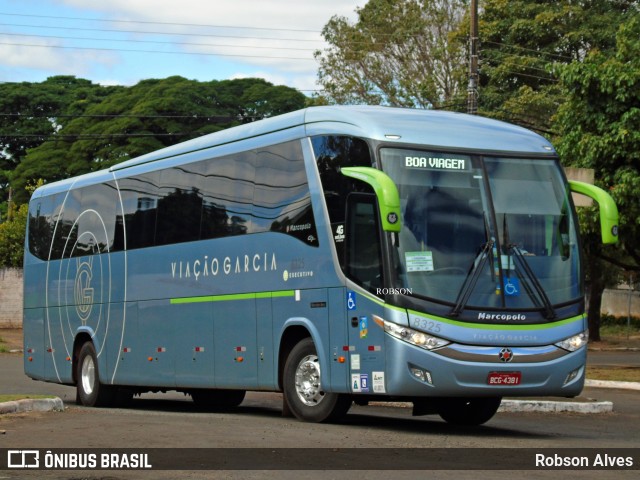 Viação Garcia 8325 na cidade de Paranavaí, Paraná, Brasil, por Robson Alves. ID da foto: 7162534.