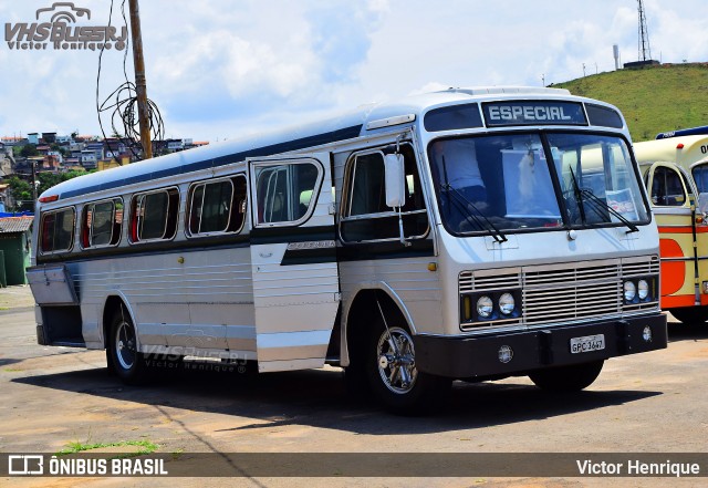 Ônibus Particulares GPC3647 na cidade de Juiz de Fora, Minas Gerais, Brasil, por Victor Henrique. Número da foto: #7161979.