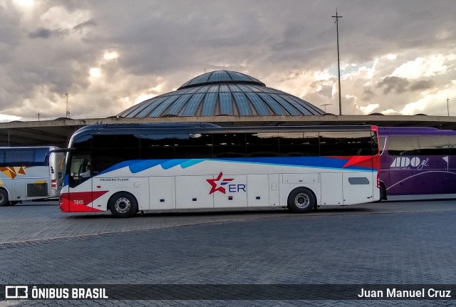 Estrella Roja México-Puebla 7045 na cidade de Venustiano Carranza, Ciudad de México, México, por Juan Manuel Cruz. Número da foto: #7160745.