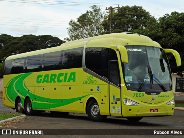 Viação Garcia 7809 na cidade de Paranavaí, Paraná, Brasil, por Robson Alves. ID da foto: 7162492.