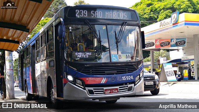 Viação Miracatiba 15.924 na cidade de Embu das Artes, São Paulo, Brasil, por Asprilla Matheus. ID da foto: 7163055.