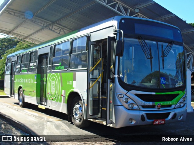 Viação Garcia 7439 na cidade de Paranavaí, Paraná, Brasil, por Robson Alves. Número da foto: #7165146.