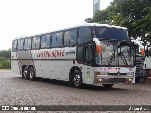 Centro Oeste Turismo 9610 na cidade de Cláudio, Minas Gerais, Brasil, por Ailton Alves. ID da foto: 7168337.