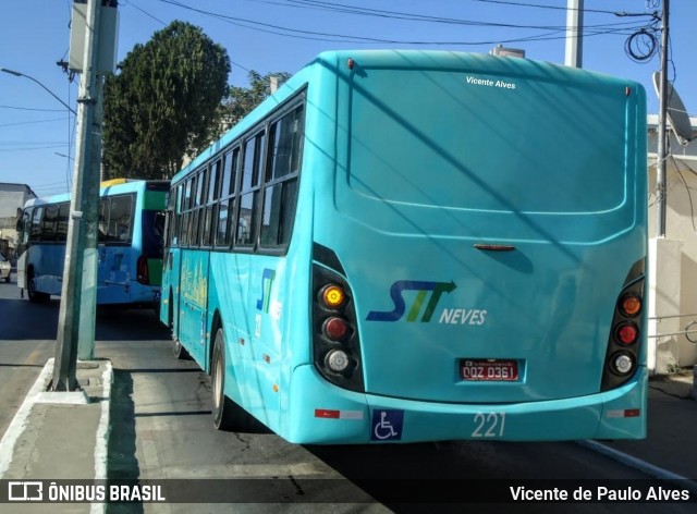 Saritur - Santa Rita Transporte Urbano e Rodoviário 221 na cidade de Ribeirão das Neves, Minas Gerais, Brasil, por Vicente de Paulo Alves. Número da foto: #7170056.