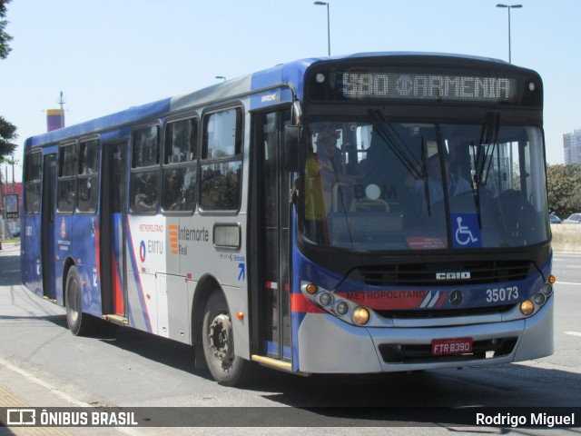 Real Transportes Metropolitanos 35.073 na cidade de São Paulo, São Paulo, Brasil, por Rodrigo Miguel. ID da foto: 7169633.