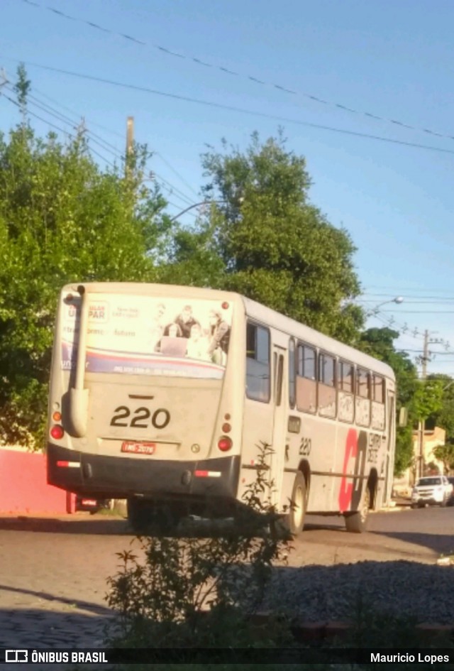 Viação Centro Oeste 220 na cidade de Santiago, Rio Grande do Sul, Brasil, por Mauricio Lopes. Número da foto: #7176557.