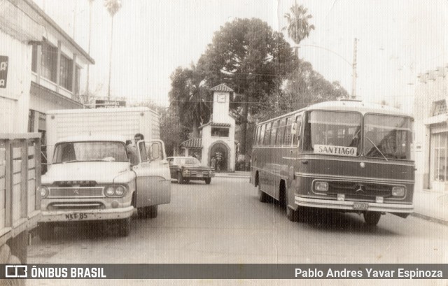 Buses Santa Cruz  na cidade de Santa Cruz, Colchagua, Libertador General Bernardo O'Higgins, Chile, por Pablo Andres Yavar Espinoza. ID da foto: 7176508.