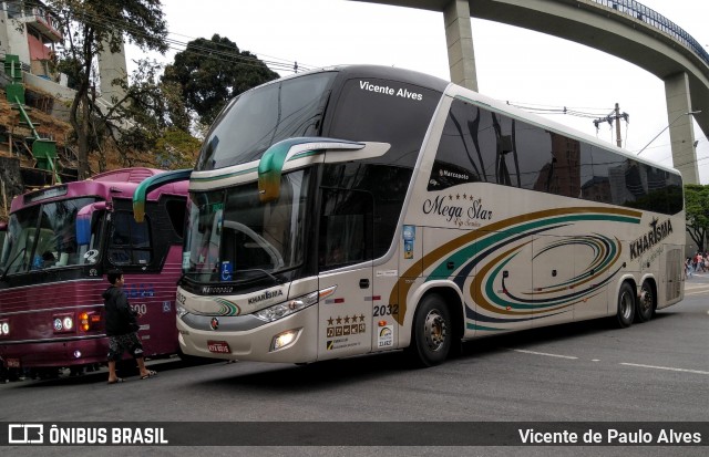 Kharisma Turismo 2032 na cidade de Aparecida, São Paulo, Brasil, por Vicente de Paulo Alves. ID da foto: 7174529.