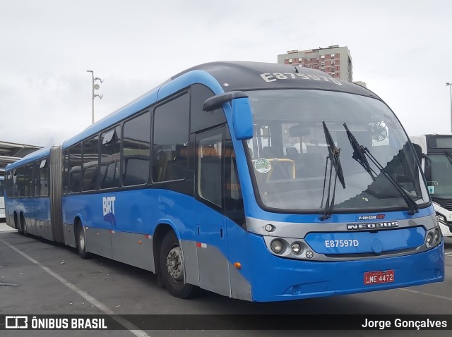 Expresso Pégaso E87597D na cidade de Rio de Janeiro, Rio de Janeiro, Brasil, por Jorge Gonçalves. Número da foto: #7177068.