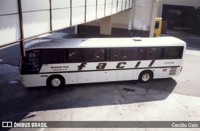 Fácil Transportes e Turismo RJ 140.028 na cidade de Rio de Janeiro, Rio de Janeiro, Brasil, por Cecilio Cais. Número da foto: #7177810.