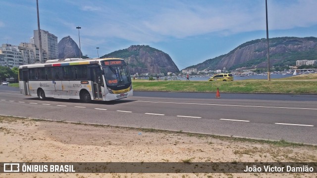 Viação Nossa Senhora das Graças A71615 na cidade de Rio de Janeiro, Rio de Janeiro, Brasil, por João Victor Damião. ID da foto: 7176995.