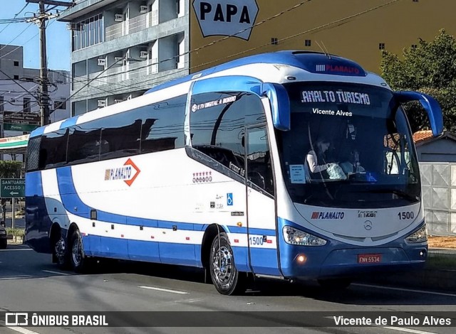 Planalto Transporte e Turismo 1500 na cidade de Aparecida, São Paulo, Brasil, por Vicente de Paulo Alves. Número da foto: #7179247.
